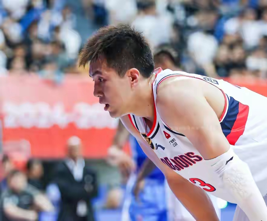 包含上海队鏖战灰熊,郭艾伦惊艳四座的词条 包含上海队鏖战灰熊,郭艾伦惊艳四座的词条