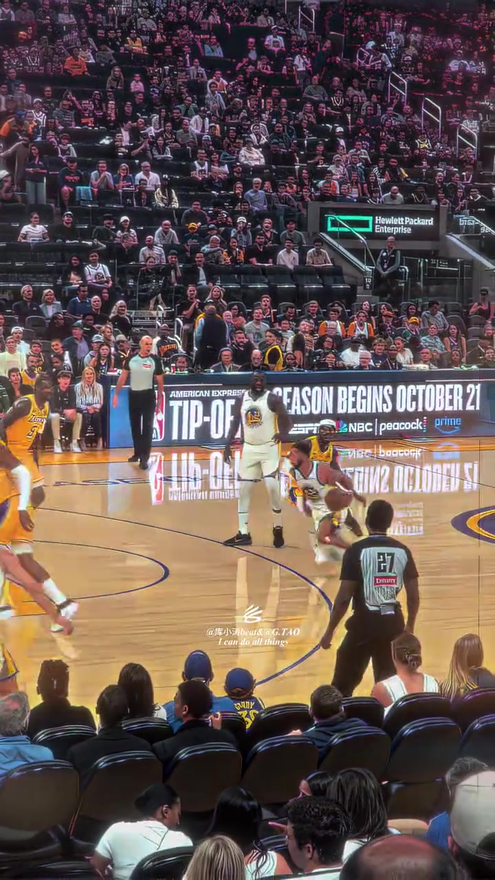 山西队轻取吉林队,库里点燃赛场 山西队轻取吉林队,库里点燃赛场