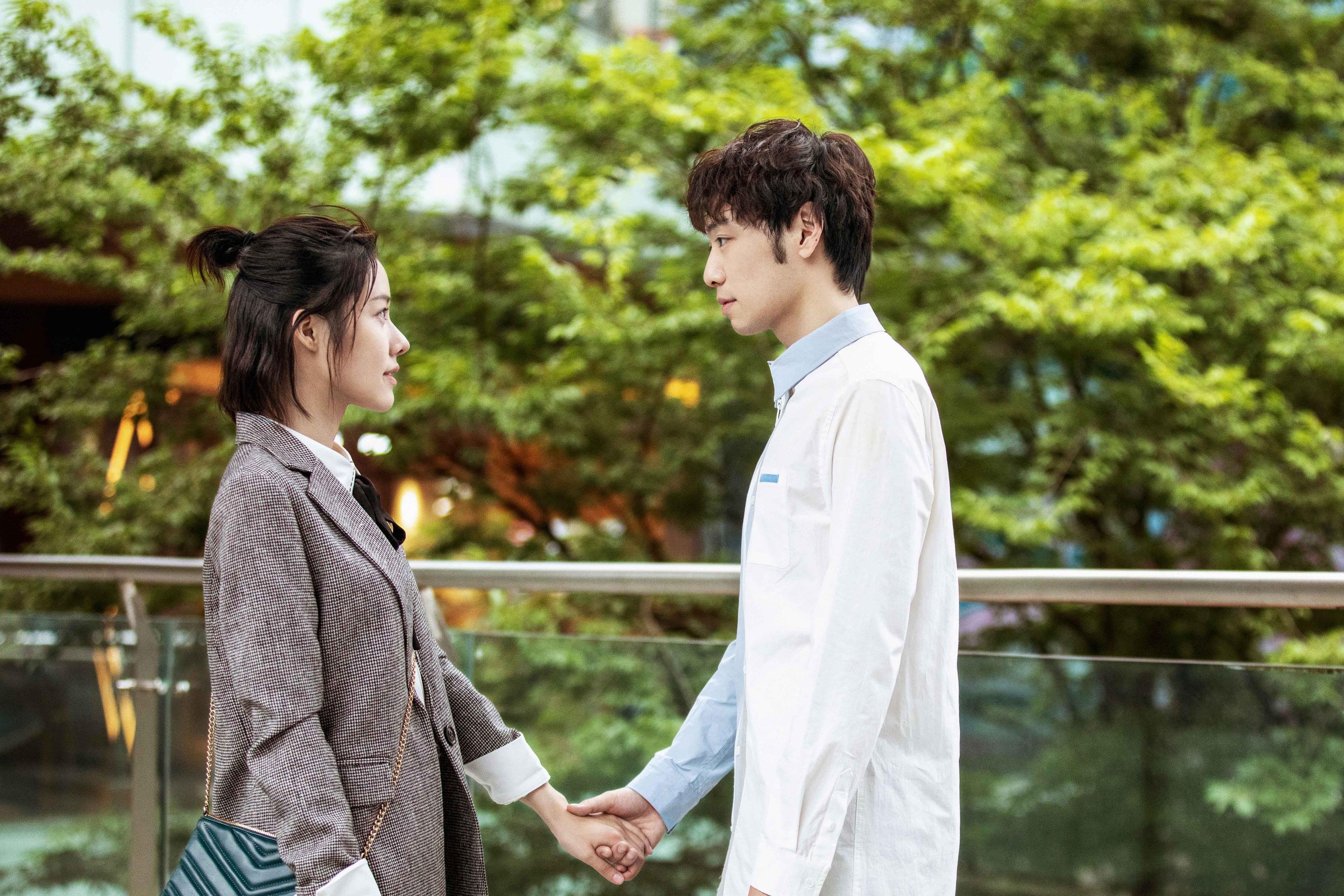 绿茵巫师与黄潜艇，当阿圭罗的上帝剧本撞上比利亚雷亚尔的现实绝杀